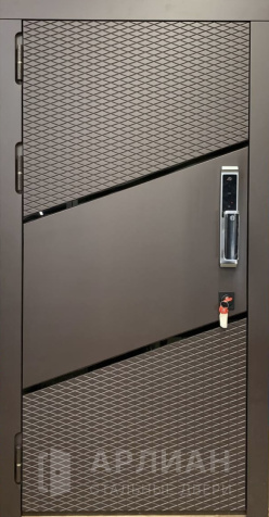 Фото №2 «Взломостойкая дверь с броненакладкой премиум №749»